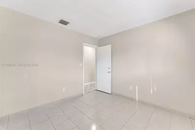 20200 SW 113th Pl, Miami, FL 33189 - Photo 10