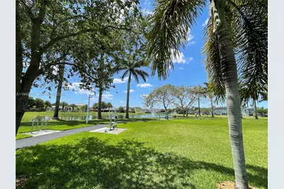 134 SE 28th Ter #7, Homestead, FL 33033 - Photo 4