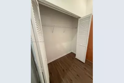 253 NE 2nd St #224, Miami, FL 33132 - Photo 8