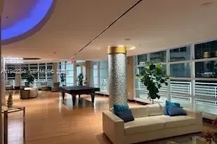 253 NE 2nd St, Miami, FL 33132 - Photo 2