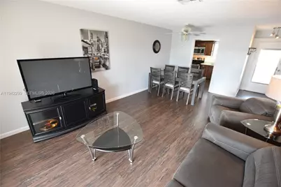 2852 Crosley Drive West #G, West Palm Beach, FL 33415 - Photo 10