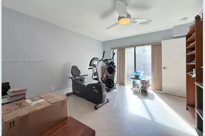 205 Bonnie Brae Way #33, Hollywood, FL 33021 - Photo 16