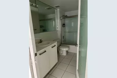 471 NE 25th St #301, Miami, FL 33137 - Photo 12