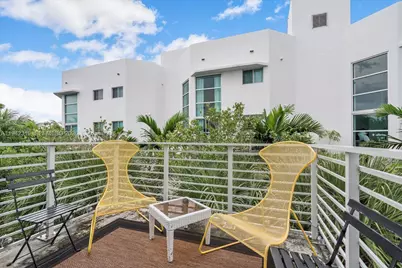 7744 Collins Ave #17, Miami Beach, FL 33141 - Photo 14