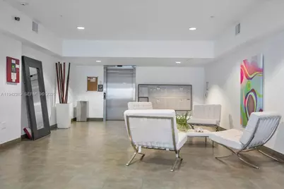 7744 Collins Ave #17, Miami Beach, FL 33141 - Photo 16