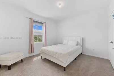 805 SE 18th St, Homestead, FL 33034 - Photo 12