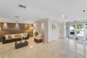 9250 W Bay Harbor Dr, Bay Harbor Islands, FL 33154 - Photo 18