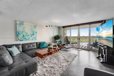 9250 W Bay Harbor Dr #PH-C, Bay Harbor Islands, FL 33154 - Photo 4