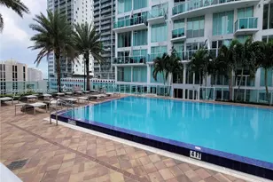 41 SE 5th St, Miami, FL 33131 - Photo 44