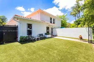 360 SW 28th Rd, Miami, FL 33129 - Photo 34