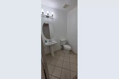 215 NE 36th Avenue Rd, Homestead, FL 33033 - Photo 6