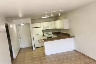 8005 Lake Dr, Doral, FL 33166 - Photo 12