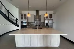 [Address not provided], Miami Lakes, FL 33018 - Photo 14