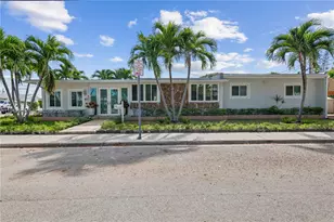 1470 N Treasure Dr, North Bay Village, FL 33141 - Photo 4