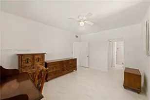 1470 N Treasure Dr, North Bay Village, FL 33141 - Photo 16