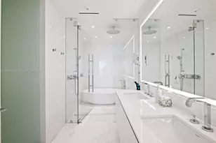 300 S Biscayne Blvd Way, Miami, FL 33131 - Photo 20