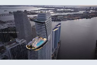 300 S Biscayne Blvd Way #403, Miami, FL 33131 - Photo 54