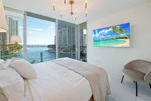 300 S Biscayne Blvd Way, Miami, FL 33131 - Photo 18