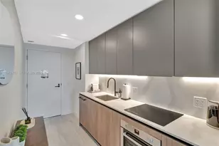 580 72nd St, Miami Beach, FL 33141 - Photo 2