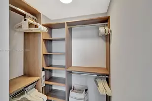 580 72nd St, Miami Beach, FL 33141 - Photo 10