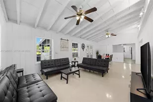 19 NE 3rd, Dania Beach, FL 33004 - Photo 4