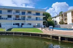 1900 Diana Dr, Hallandale Beach, FL 33009 - Photo 10