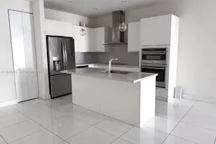 10220 NW 63rd Terrace, Doral, FL 33178 - Photo 2