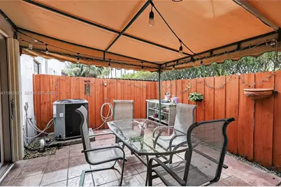 18752 NW 84th Pl #606-6, Hialeah, FL 33015 - Photo 22