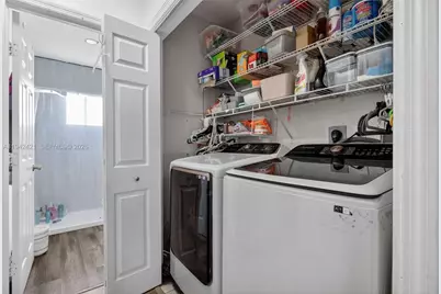 18752 NW 84th Pl #606-6, Hialeah, FL 33015 - Photo 14