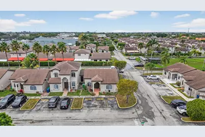 18752 NW 84th Pl #606-6, Hialeah, FL 33015 - Photo 24