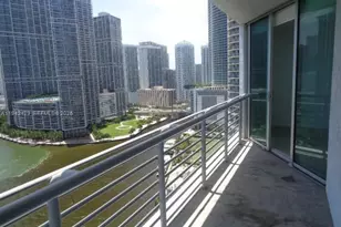325 S Biscayne Blvd, Miami, FL 33131 - Photo 18