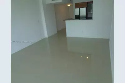 325 S Biscayne Blvd #2417, Miami, FL 33131 - Photo 8