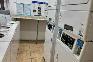 8605 SW 68th Ct, Pinecrest, FL 33156 - Photo 16