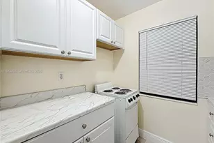 2335 NE 172nd St, North Miami Beach, FL 33160 - Photo 26