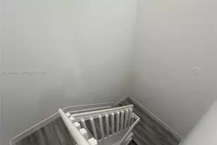 10630 NW 88th St, Doral, FL 33178 - Photo 16