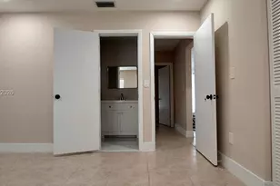 4821 SW 129th Ave, Miami, FL 33175 - Photo 8
