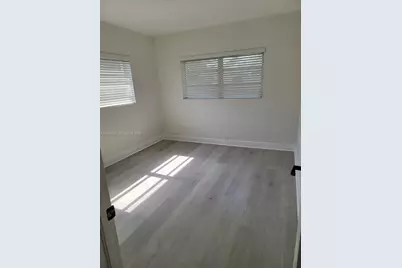 2330 SW 31st Ave, Miami, FL 33145 - Photo 10