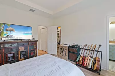 3304 W 92nd Pl, Hialeah, FL 33018 - Photo 18