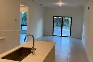 8001 NW 41st St, Doral, FL 33166 - Photo 8