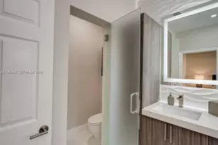 963 S Harbor Vw S, Hollywood, FL 33019 - Photo 26