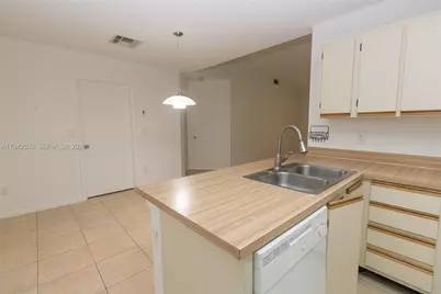 18328 NW 68th Ave #P, Hialeah, FL 33015 - Photo 1