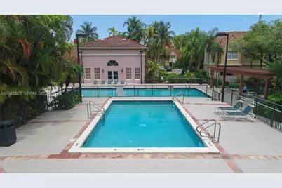 18328 NW 68th Ave #P, Hialeah, FL 33015 - Photo 22