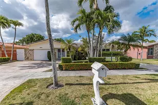 1804 SW 104th Ct, Miami, FL 33165 - Photo 2