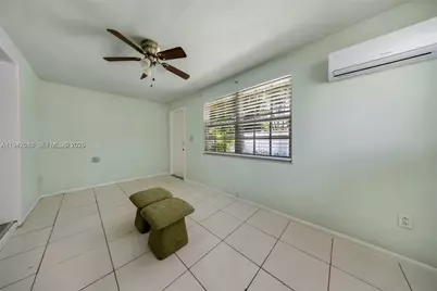 1320 NE 27th Ave, Pompano Beach, FL 33062 - Photo 16