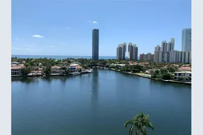 19707 Turnberry Way #14F, Aventura, FL 33180 - Photo 2