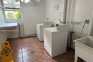 3600 NE 170th St, North Miami Beach, FL 33160 - Photo 22