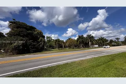 1615 Hiatus Rd, Davie, FL 33325 - Photo 2