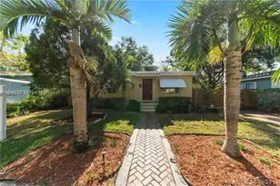 12110 NE 11th Pl, North Miami, FL 33161 - Photo 1