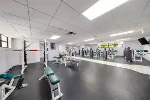 600 Parkview Dr, Hallandale Beach, FL 33009 - Photo 44