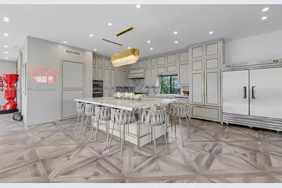 8005 Noremac Ave, Miami Beach, FL 33141 - Photo 18